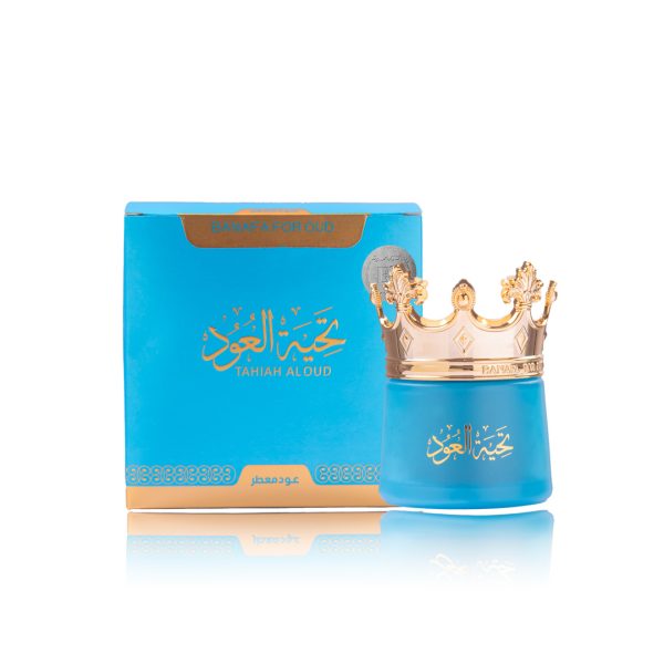 Boîte de Bakhoor Oud Moattar Tahiat Al Oud Banafa for Oud avec copeaux d'encens et emballage doré عبوة بخور عود معطر تحية العود من بانافع للعود مع قطع العود المشبعة بالزيت